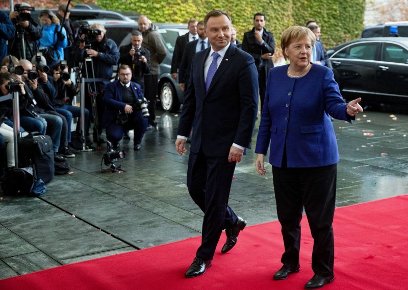 Poljski predsjednik odustao od zakazanog susreta s Merkel zbog Gazproma