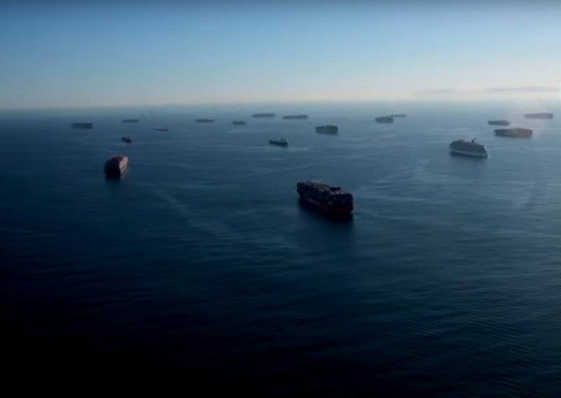 Crni tjedan za logističare: Ispred Los Angelesa pluta 50 brodova