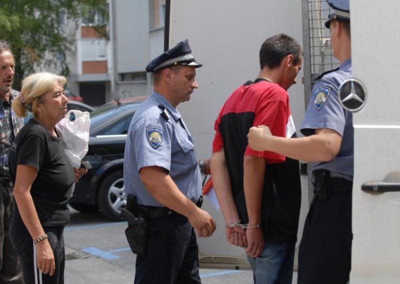 Optužnica zbog pokušaja teškog ubojstva policajca