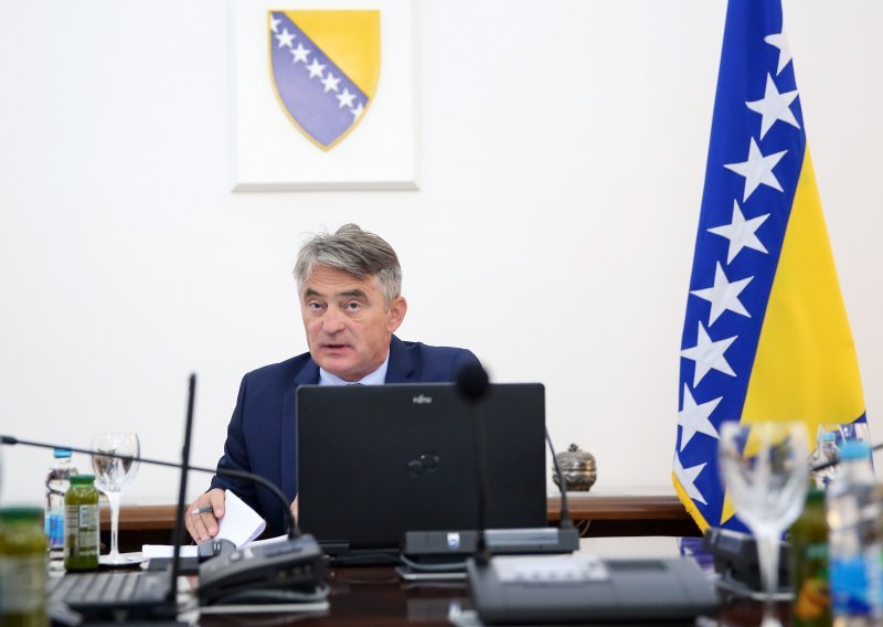 Komšić: Schmidt preferira rješenje Fuleovog modela, što je vrlo opasno po budućnost BiH