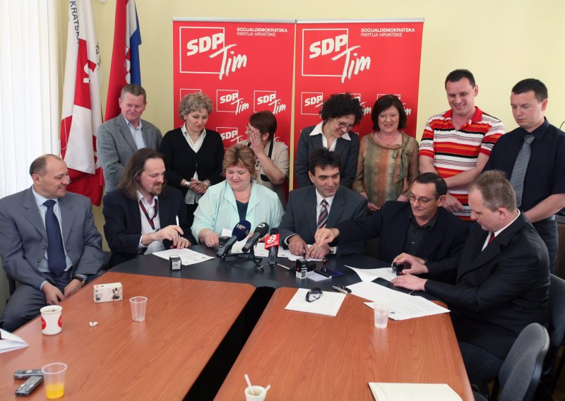 SDP, HSP i HDSSB sporazumom do većine