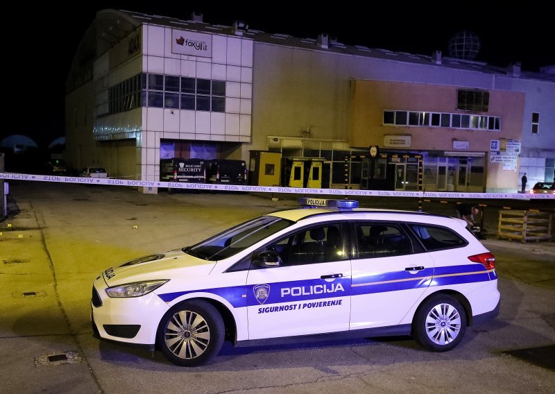 Policija objavila detalje pucnjave na parkingu trgovačkog centra u Sesvetama: Privedena četvorica napadača, djelo tretiraju kao pokušaj ubojstva