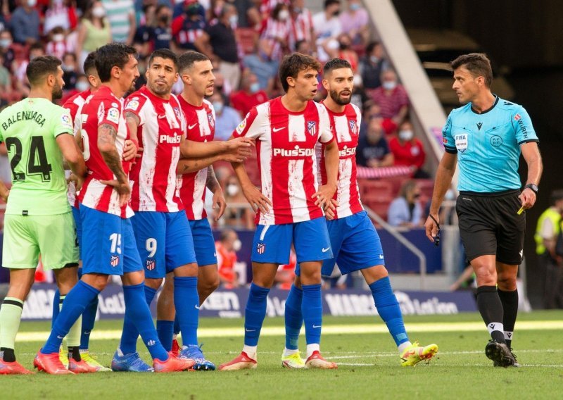 [FOTO] Što je Joao Felix morao reći sucu da mu sada prijeti kazna od čak 12 utakmica neigranja?