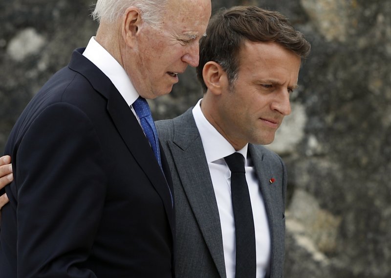 Biden i Macron ponovo telefonski razgovarali, popravljaju odnose