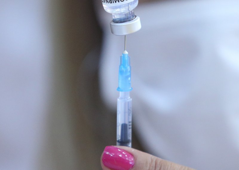 HZJZ objavio za kojih pet skupina djece starije od 12 godina se preporučuje cijepljenje, registrirana dva cjepiva