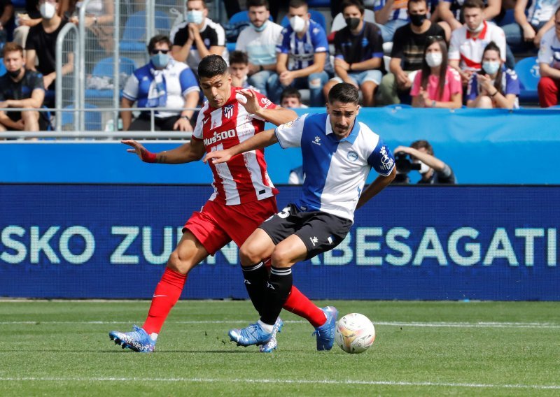 [FOTO] Senzacija u Primeri! Španjolski prvak doživio je prvi poraz u prvenstvu i to tamo gdje nitko nije očekivao - kod fenjeraša