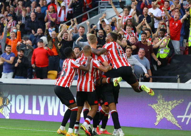 [FOTO] Ludnica od utakmice; mali Brentford zaustavio je moćni Liverpool kojem ni tri pogotka nisu bila dovoljna za trijumf