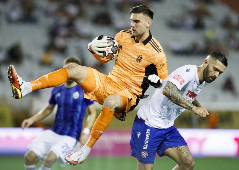 [VIDEO/FOTO] Hajduk se dugo mučio s Lokomotivom, a onda se ukazao Marko Livaja i zabio za novu pobjedu 'bilih'