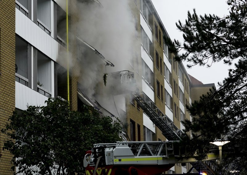 [FOTO] Četiri osobe teško ozlijeđene u eksploziji u švedskom Goeteborgu, uzrok i dalje nepoznat