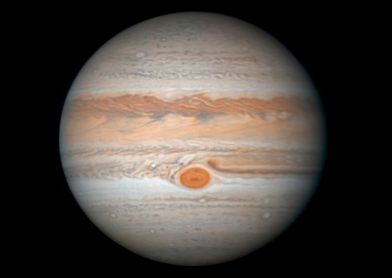 [VIDEO] Masivna oluja na Jupiteru polako se ubrzava, NASA: Da nismo imali Hubble...
