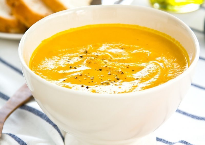Savršena za prve dane jeseni: Topla i kremasta juha od mrkve oduševit će vas okusom i lakoćom pripreme