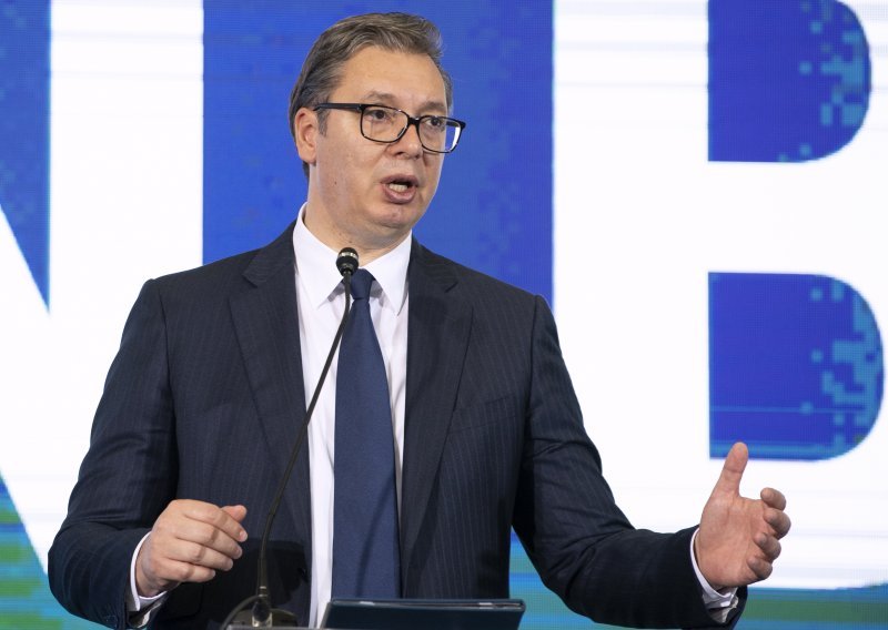 Aleksandar Vučić nije dobro, otkazao sastanke s veleposlanicima Rusije i Kine, a dolazi mu Ursula von der Leyen: 'Liječnici su predložili da malo stane'