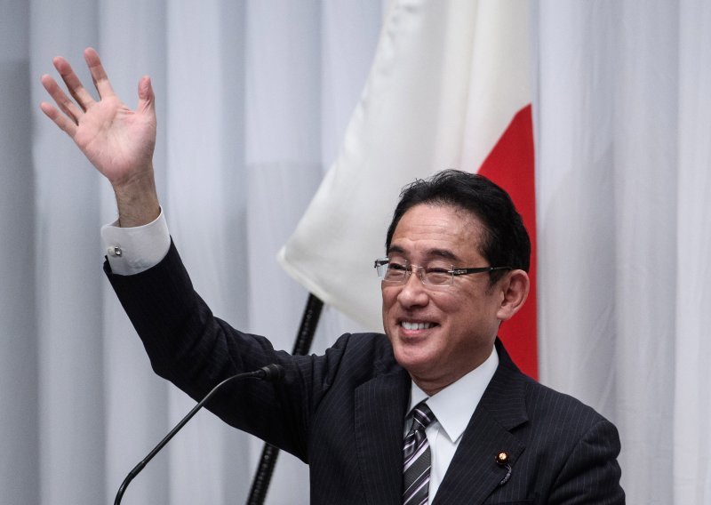 Japanski 'šogun iz sjene' Abe osigurao utjecaj nad budućim premijerom