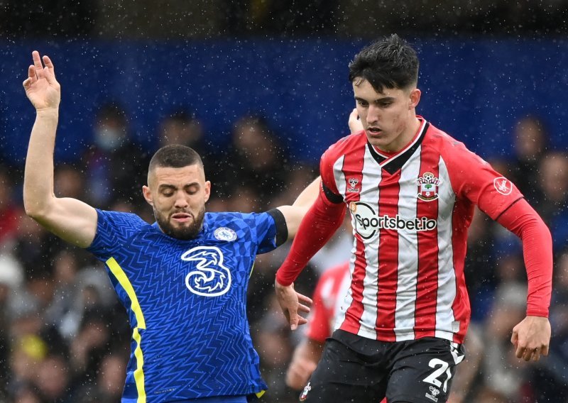 [FOTO] Nakon izlaska iz igre Matea Kovačića, Chelsea slomio Southampton i preuzeo vrh Premier lige