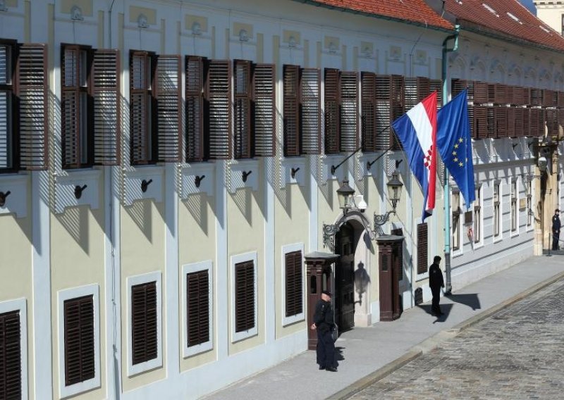 Gong kazneno prijavio nepoznatog počinitelja u Vladi