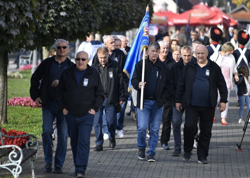 [FOTO] Vojno hodočašće u Mariji Bistrici: 'U vrijeme Domovinskog rata svaki je vojnik nosio krunicu'