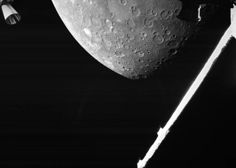 [FOTO] Fascinantna fotografija Merkura otkriva nove detalje: Pogledajte kako planet najbliži Suncu izgleda izbliza