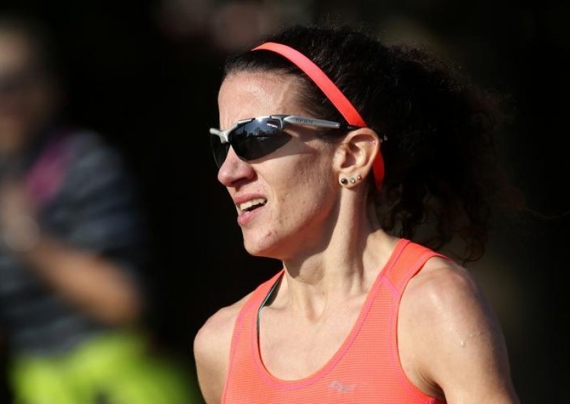 Lisa Nemec oduševila na Bostonskom maratonu