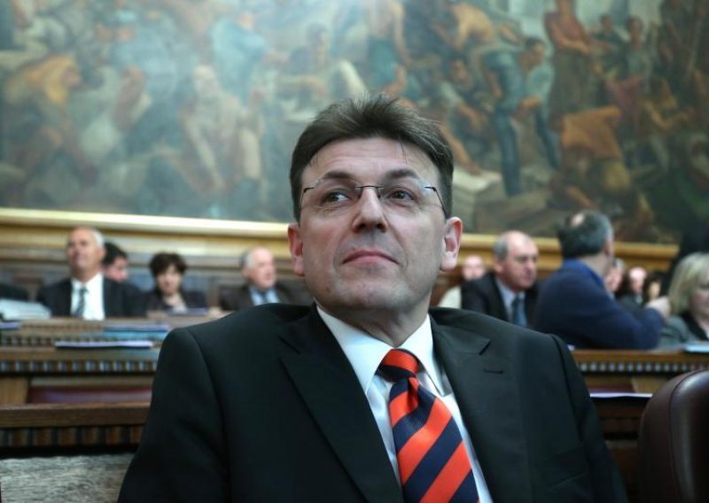 Burilović: Brzopleto ukidanje članarine značilo bi gašenje HGK