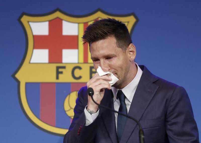 Leo Messi napokon je otvorio dušu i otvoreno progovorio o odlasku iz Barcelone: Došao sam potpisati ugovor i doživio totalni šok...