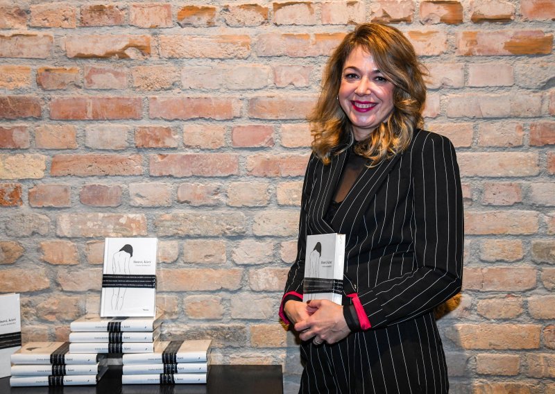 Ivana Bodrožić dobitnica Nagrade Meša Selimović 2020. za roman 'Sinovi, kćeri'