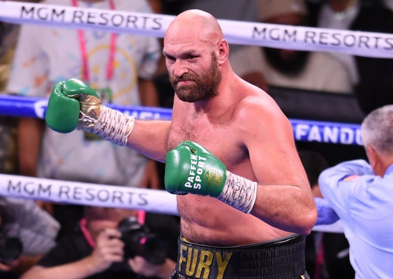 Tyson Fury je majstor provokacije! Procurila fotografija koja pokazuje kako se Britanac okrutno sprdao sa suparnikom