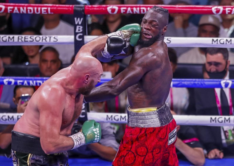 Poraženi Deontay Wilder oglasio se iz bolnice; svojim je izjavama potvrdio da ga je Tyson Fury razbio: Još nisam siguran što se dogodilo