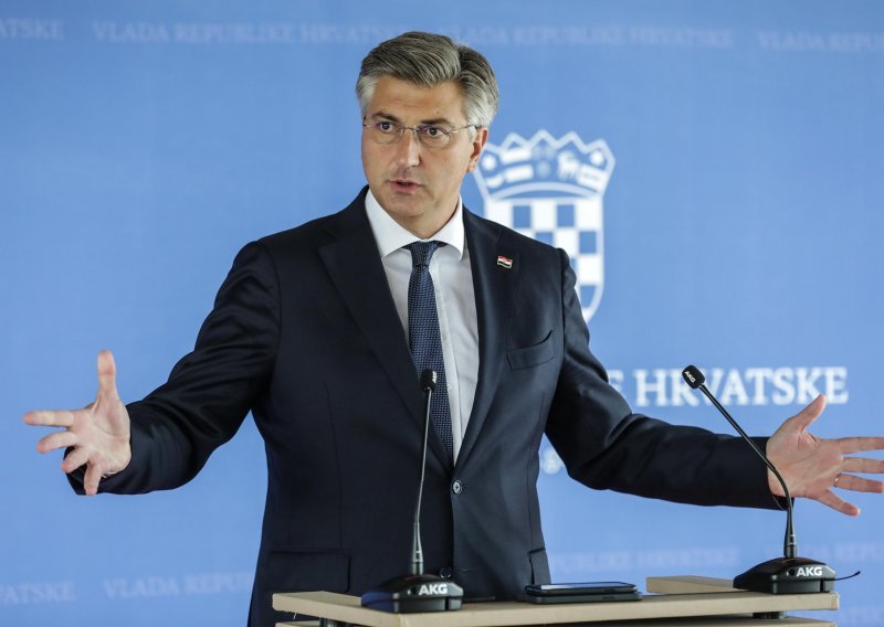 Hoće li Vlada smanjiti trošarine na gorivo? Evo što Plenković kaže