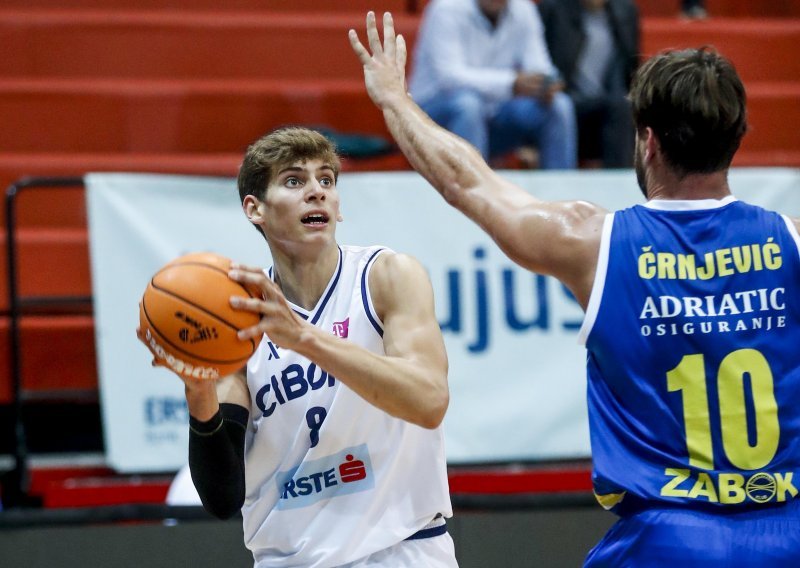 [FOTO] Split stigao do iznenađujuće pobjede u Zadru; Cibona lako svladala Zabok