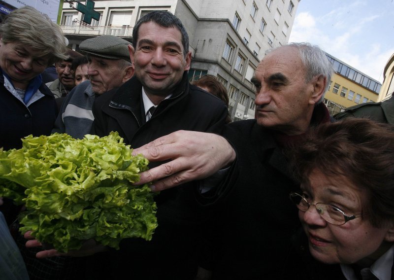 Mesićev štićenik Ramo izazvao stampedo na Dolcu