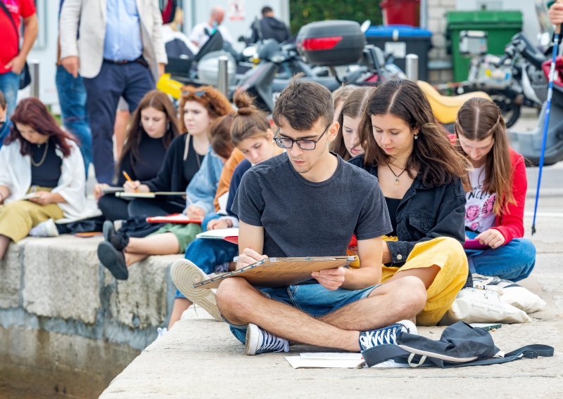 Pandemija narušila mentalno zdravlje studenata: Važno je imati socijalne kontakte i nastavu uživo