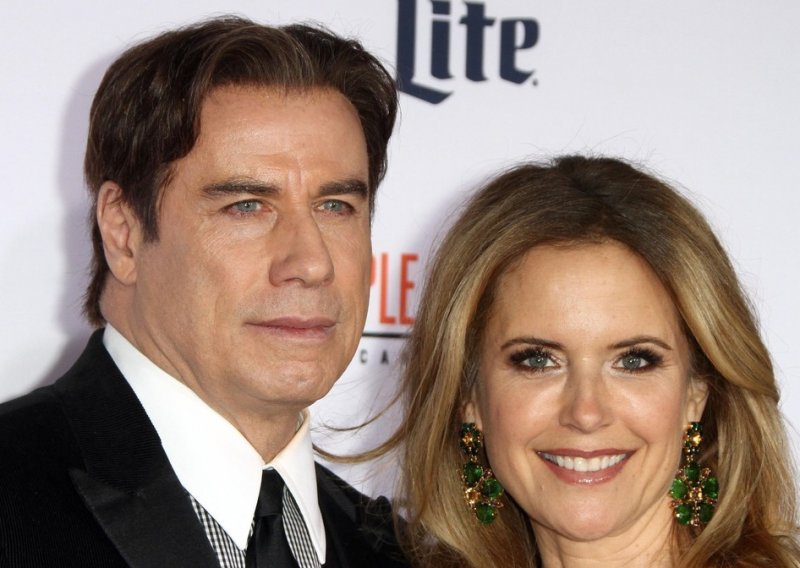 John Travolta se dirljivim riječima prisjetio pokojne supruge, glumice Kelly Preston: 'Fališ nam, jako te volimo'