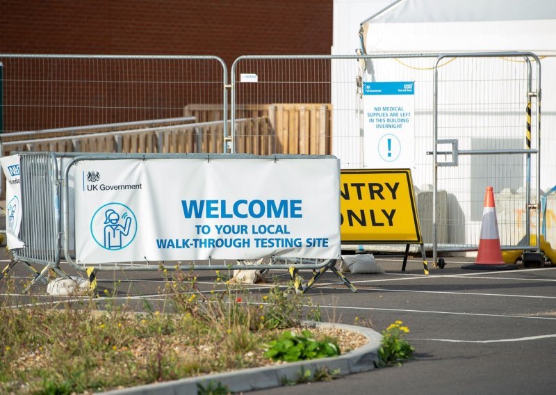 Britanski laboratorij suspendiran zbog sumnje na davanje 43 tisuće lažno negativnih PCR testova