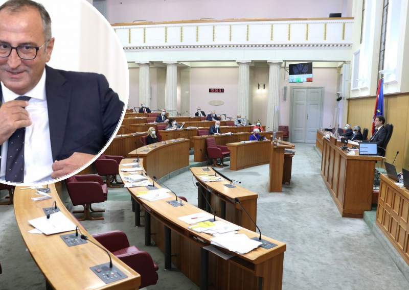 Robert Šveb sa 77 glasova izabran za novog ravnatelja HRT-a, Jandroković zbog čudne tehničke pogreške morao ponoviti glasanje