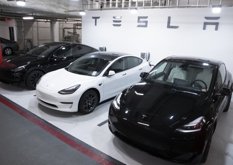 [FOTO] Vrijednost automobilskih marki: Tesla preskače konkurenciju među najboljim globalnim robnim markama za 2021.