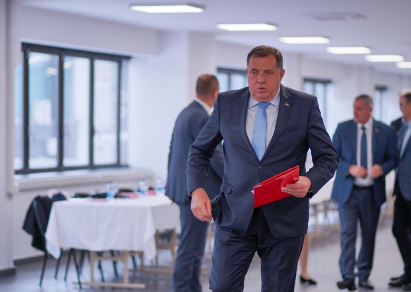 Dodik se ovaj put opasno zaigrao: U avanturi kojom je zatresao temelje BiH žrtva bi mogao ispasti on sam