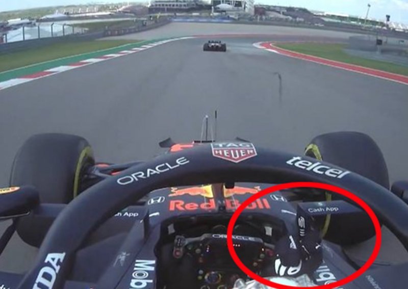 Max Verstappen i Lewis Hamilton u novom sukobu na stazi; 'sijevnuo' je srednji prst uz jasnu poruku: Kakav glupi idiot!