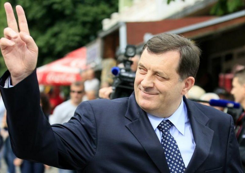Osipa se Dodikova većina u parlamentu Republike Srpske