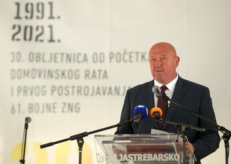 Mareković: Ministar je potpisao neistinu, laž. U MORH-u ima brigadir, kojem je protuzakonito u tri navrata produžavana služba