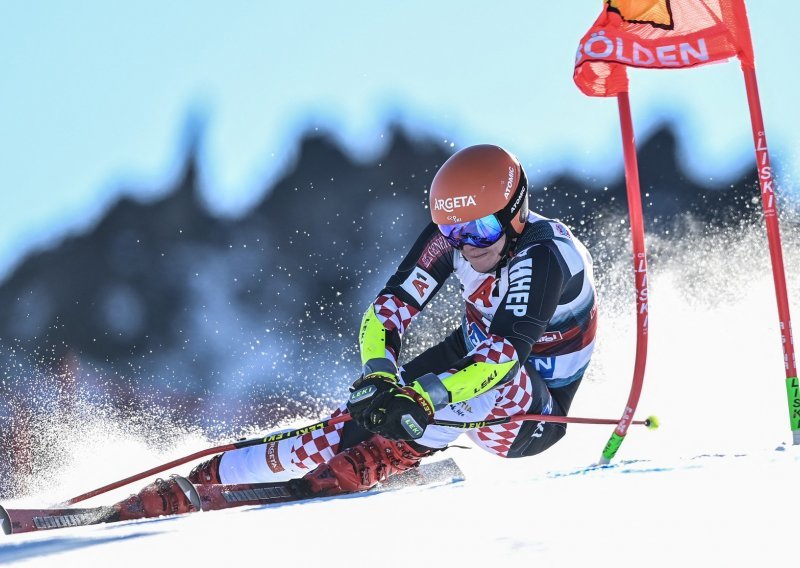 Najbolji hrvatski skijaš Filip Zubčić solidan nakon prve vožnje i u drugoj napada postolje u prvom veleslalomu sezone