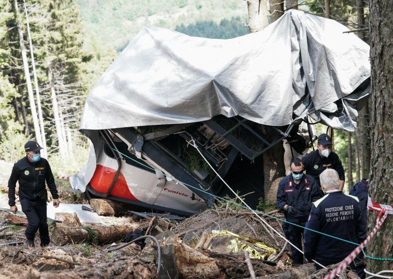 Izraelski sud: Dječak koji je jedini preživio pad kabine žičare mora se vratiti u Italiju