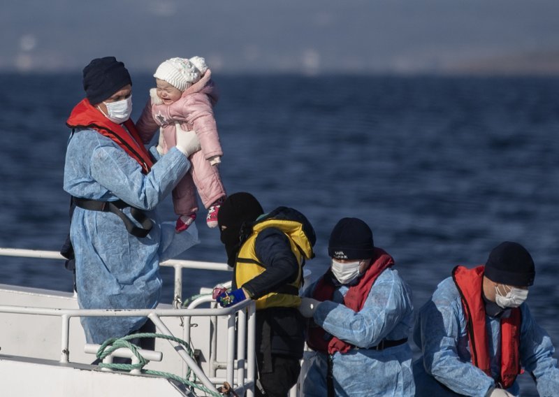 Nekoliko migranata nestalo u vodama kod grčkog otoga Chiosa