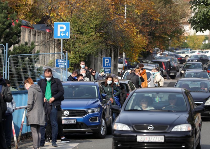 U Hrvatskoj u srijedu 4571 novozaraženi od koronavirusa, 26 osoba je preminulo