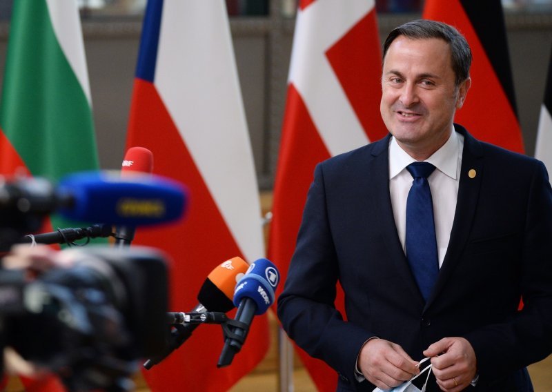 Luksemburški premijer optužen za plagijat, priznao da je 'trebao postupiti drukčije'