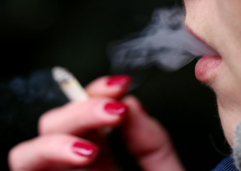 Godišnji broj prodanih cigareta u SAD-u narastao prvi put nakon 20 godina