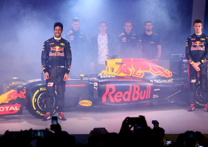 Red Bull predstavio nove žarke boje svog F1 bolida!
