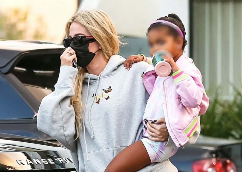 Khloe Kardashian opet se bori s Covidom, a ovoga puta dobila ga je i njena trogodišnja kći