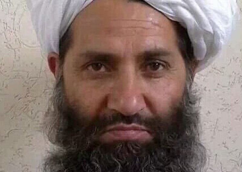 Introvertirani vođa talibana po prvi se puta pojavio u javnosti