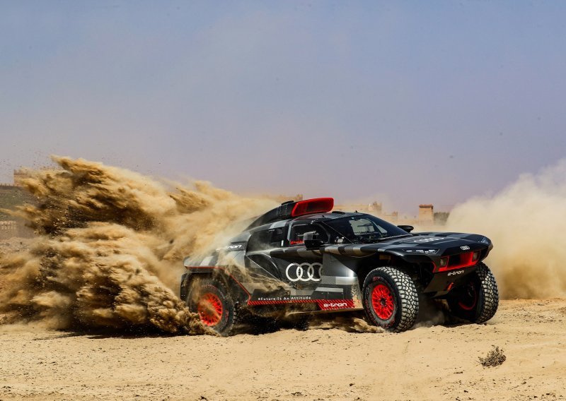 [FOTO/VIDEO] Audi postavlja sigurnosne standarde na reliju Dakar: Audi RS Q e-tron je inovativno siguran
