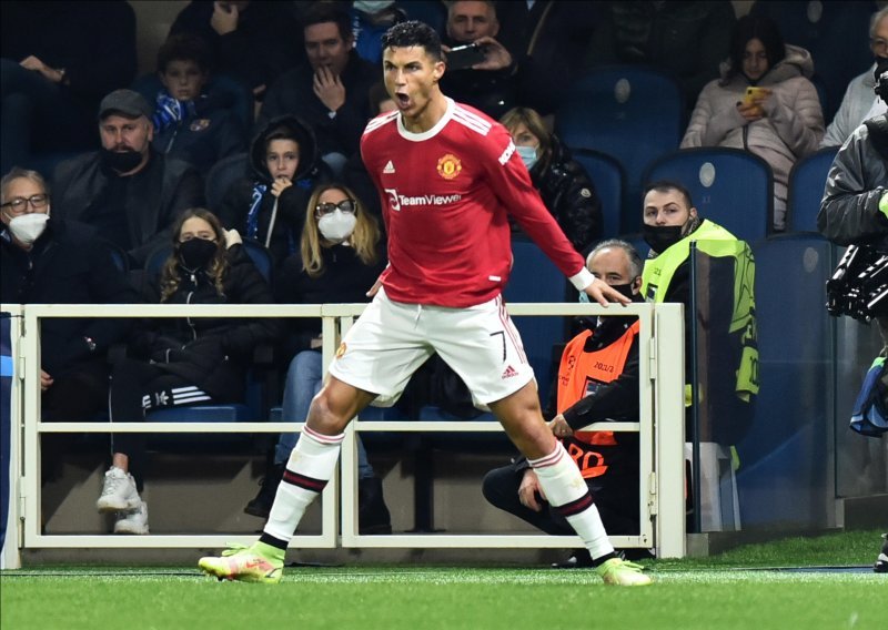 [FOTO] Cristiano Ronaldo s dva gola u sudačkim nadoknadama spasio United od poraza, 'petarda' Bayerna, Barcelona slavila kod Dinama